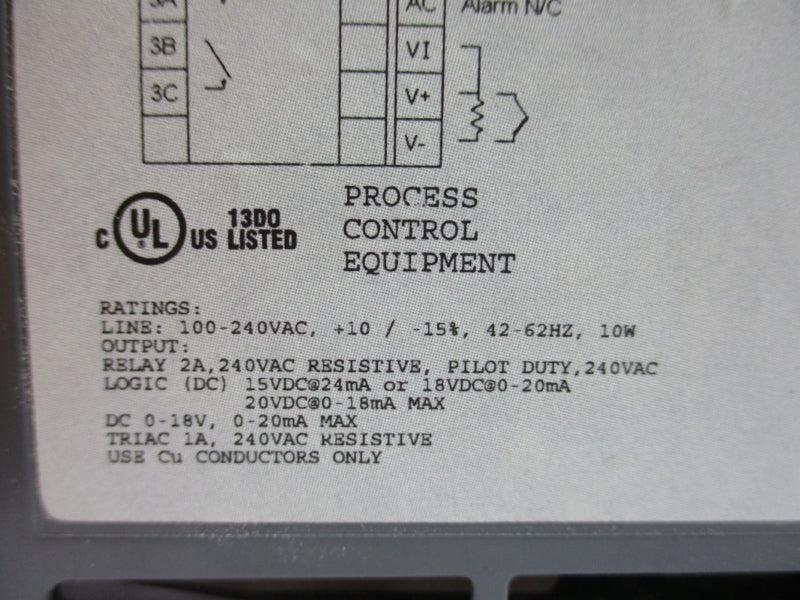 EUROTHERM 2208E/CC/VH/XX/XX/RF/RF/2XX/ENG/XXXXX/XXXXXX 100-240VAC 2A UNMP
