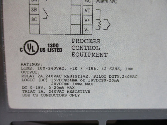 EUROTHERM 2208E/CC/VH/XX/XX/RF/RF/2XX/ENG/XXXXX/XXXXXX 100-240VAC 2A UNMP