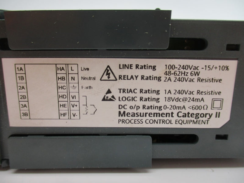 EUROTHERM 2216E/CC/VH/H6/XX/XX/2XX/ENGV 100-240VAC 2A NSNP