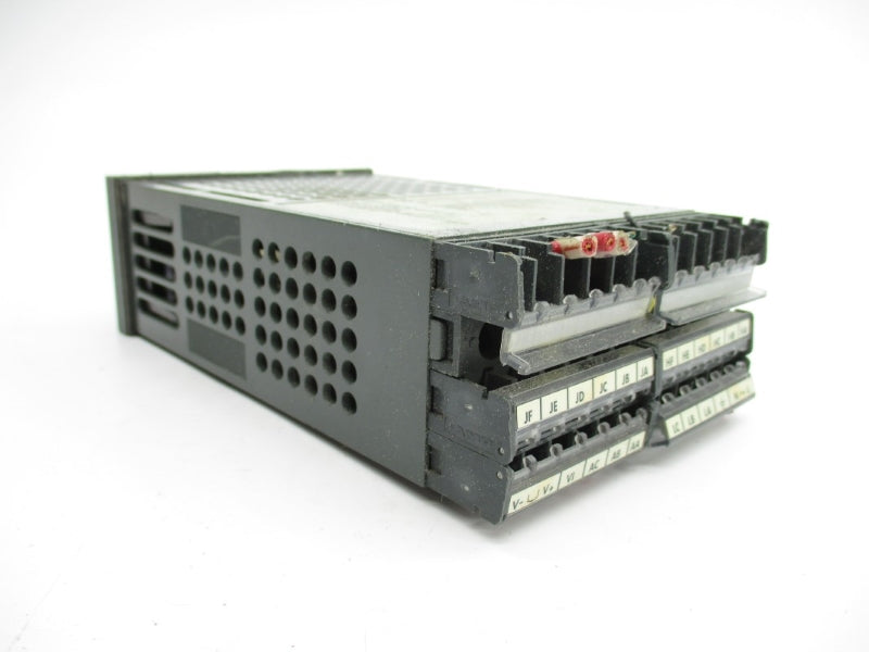 EUROTHERM 2408I/AL/RD/VH/XX/XX/XX/RF/XX/XX/ENG 240VAC 2A UNMP