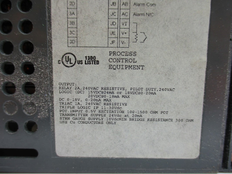 EUROTHERM 2408I/AL/RD/VH/XX/XX/XX/RF/XX/XX/ENG 240VAC 2A UNMP