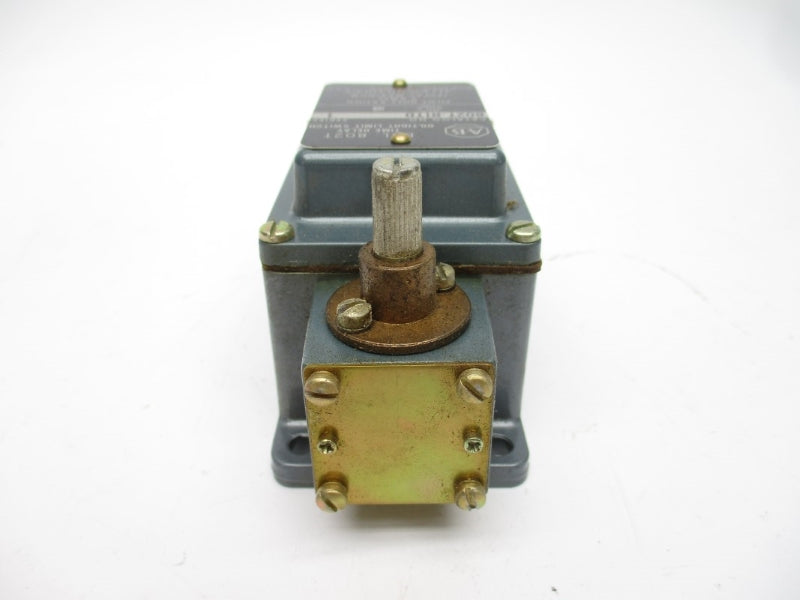INDUSTRIAL SPARE PART 802T-R1TD SER. 1 120VAC 3A NSNP