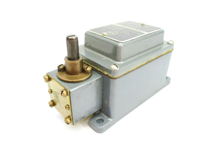 ALLEN BRADLEY 802T-R6TD SER. 1 110VAC 3A (BK/YL) NSMP