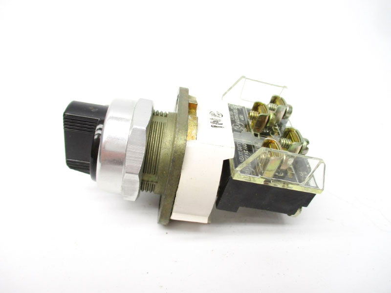 ALLEN BRADLEY 800T-J4A SER. T NSNP