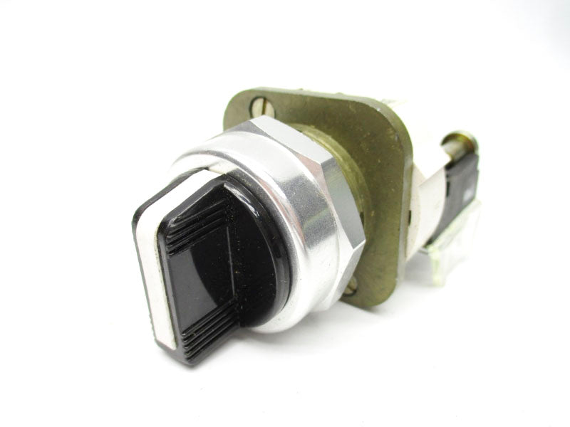 ALLEN BRADLEY 800T-J4A SER. T NSNP