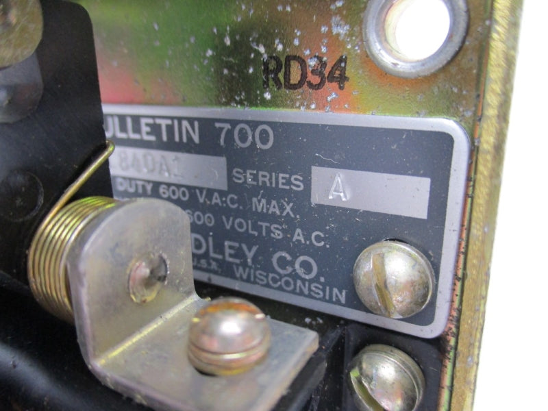 ALLEN BRADLEY 700-BXL840A1 SER. A 110/120V 10A NSNP