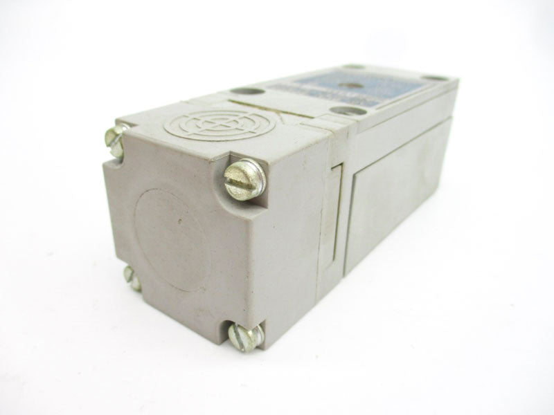 ALLEN BRADLEY 802PR-LBAA1 SER. C 40-132VAC 0.025A (BK/YL) NSMP