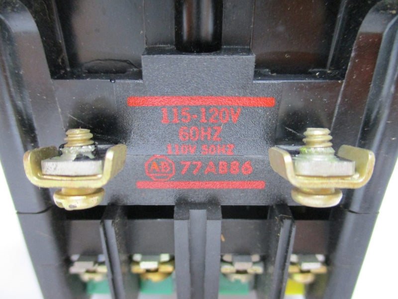 ALLEN BRADLEY 700-R110A1 SER. B 110/120V 30A NSNP