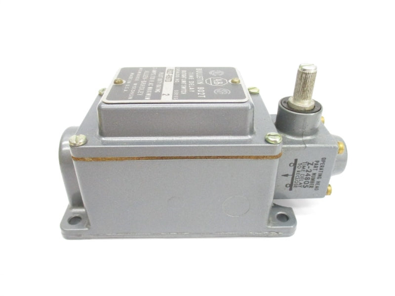 ALLEN BRADLEY 802T-R6TD SER. 2 120VAC 3A (BK/YL) NSMP