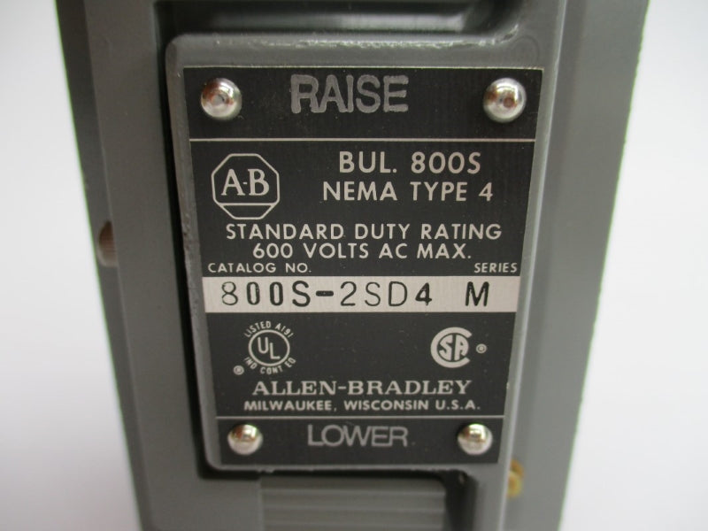 ALLEN BRADLEY 800S-2SD4 SER. M 600VAC (BR/WH) NSMP
