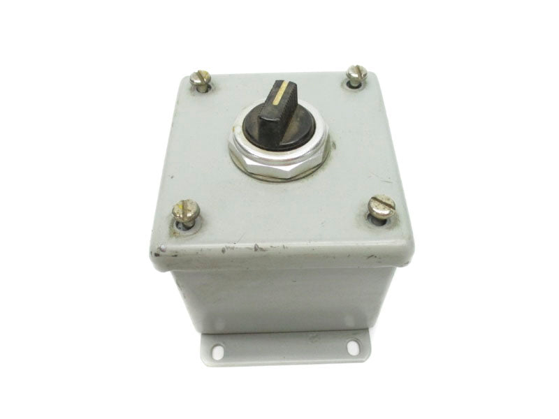 ALLEN BRADLEY 800T-U24 SER. P 300VAC (AS PICTURED) UNMP