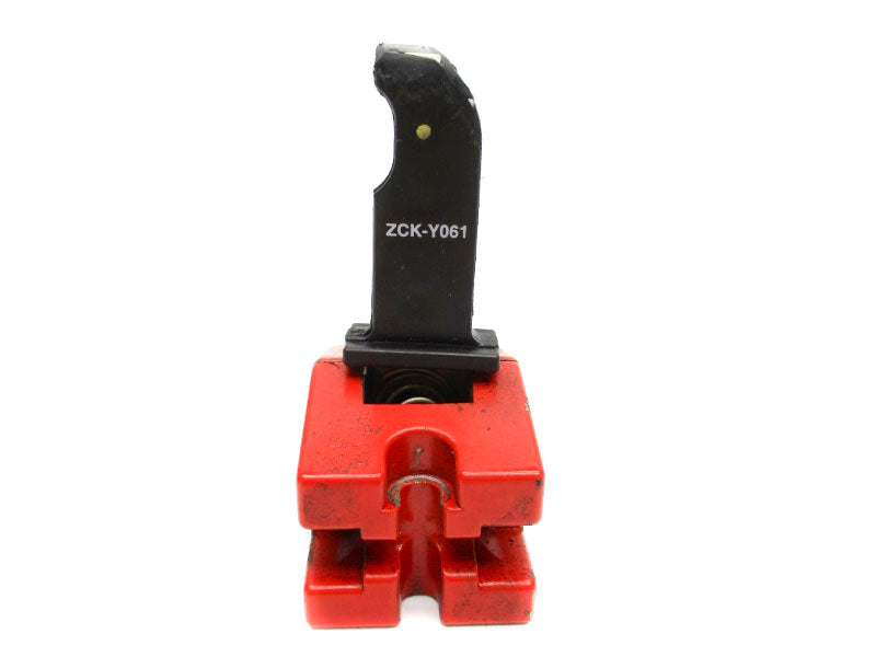 TELEMECANIQUE ZCK-Y061 UNMP