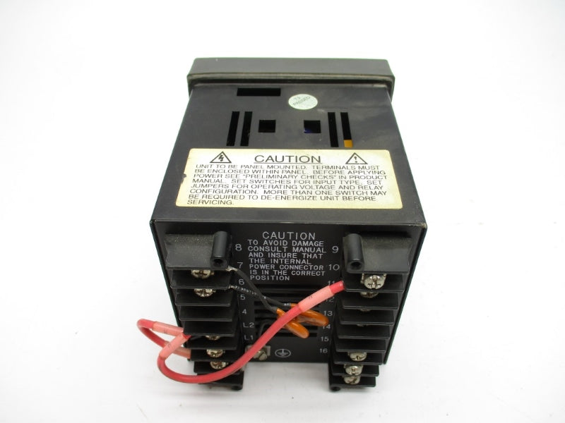 HONEYWELL DC200E-1-00F-1A0000-0 UDC2000 120VAC NSNP