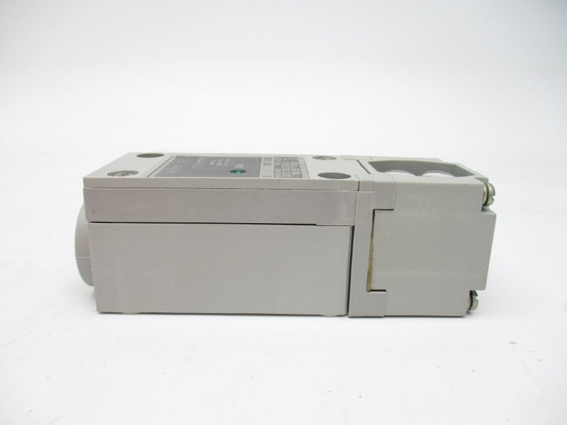 ALLEN BRADLEY 880L-SAC SER. A 93-132VAC .012A (BK/YL) NSMP