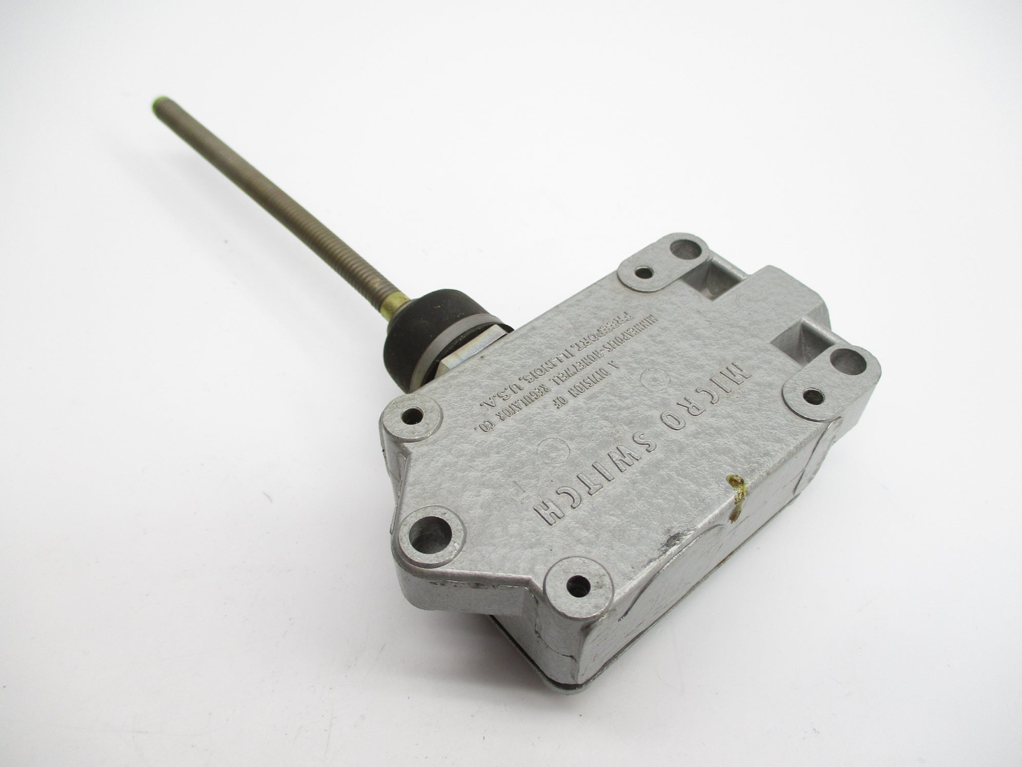 MICROSWITCH BAF1-2RN18-RH (GREY) NSNP
