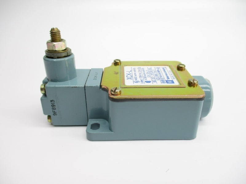 TELEMECANIQUE XCK-L 380V 10A NSNP