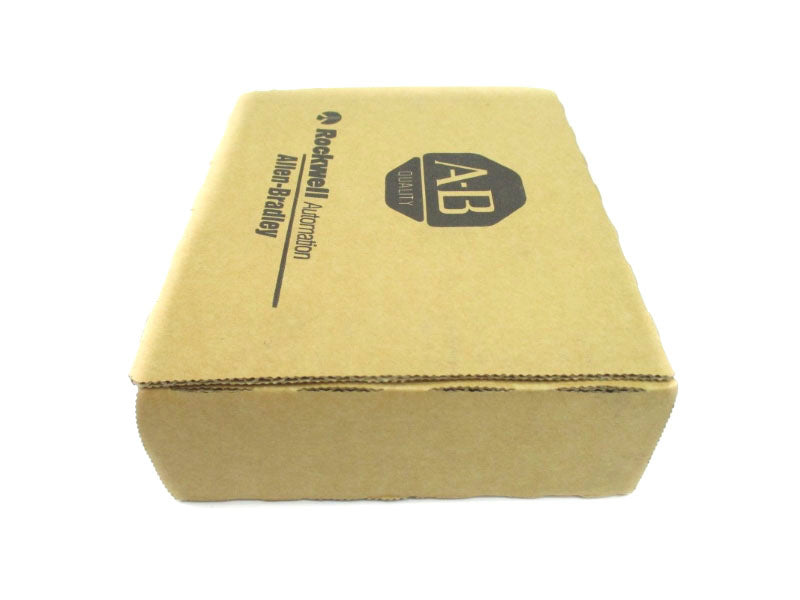 ALLEN BRADLEY 1769-OA8 SER. B F/W 3.1 120/240VAC DATE: 2011 NSFS