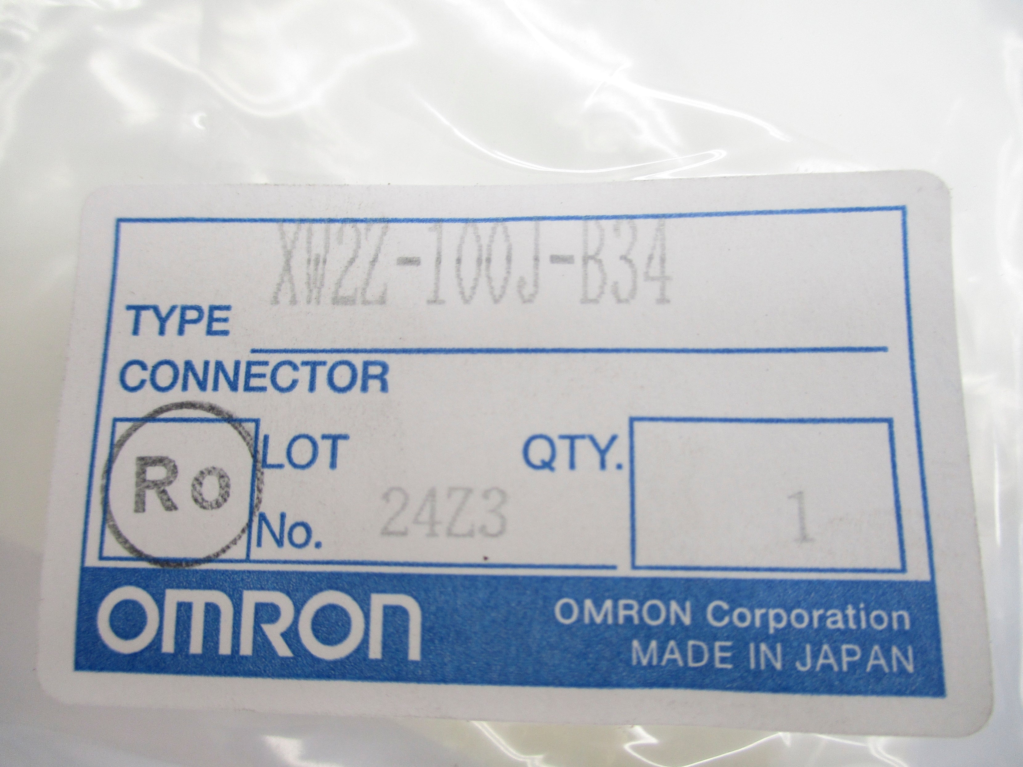 OMRON XW2Z-100J-B34 NSMP