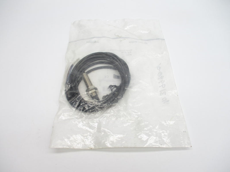 ALLEN BRADLEY 872C-D4NP12-E2 SER. D 10-30VDC NSMP