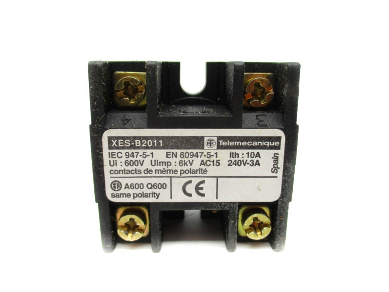 TELEMECANIQUE XES-B2011 600V 10A NSNP