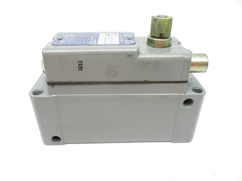 SQUARE D 9007AW-14 SER. C 600VAC 15A NSNP