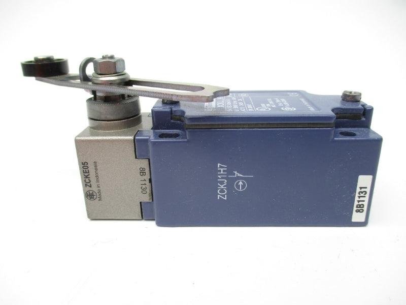 TELEMECANIQUE XCKJ-H7 240VAC 3A NSNP