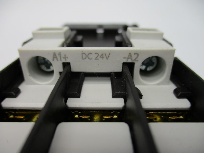 SIEMENS 3RT1026-1BB40 24VDC 40A NSNP