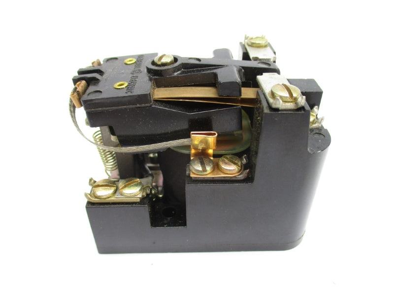 GENERAL ELECTRIC CR2790E100H35 300V 10A NSMP