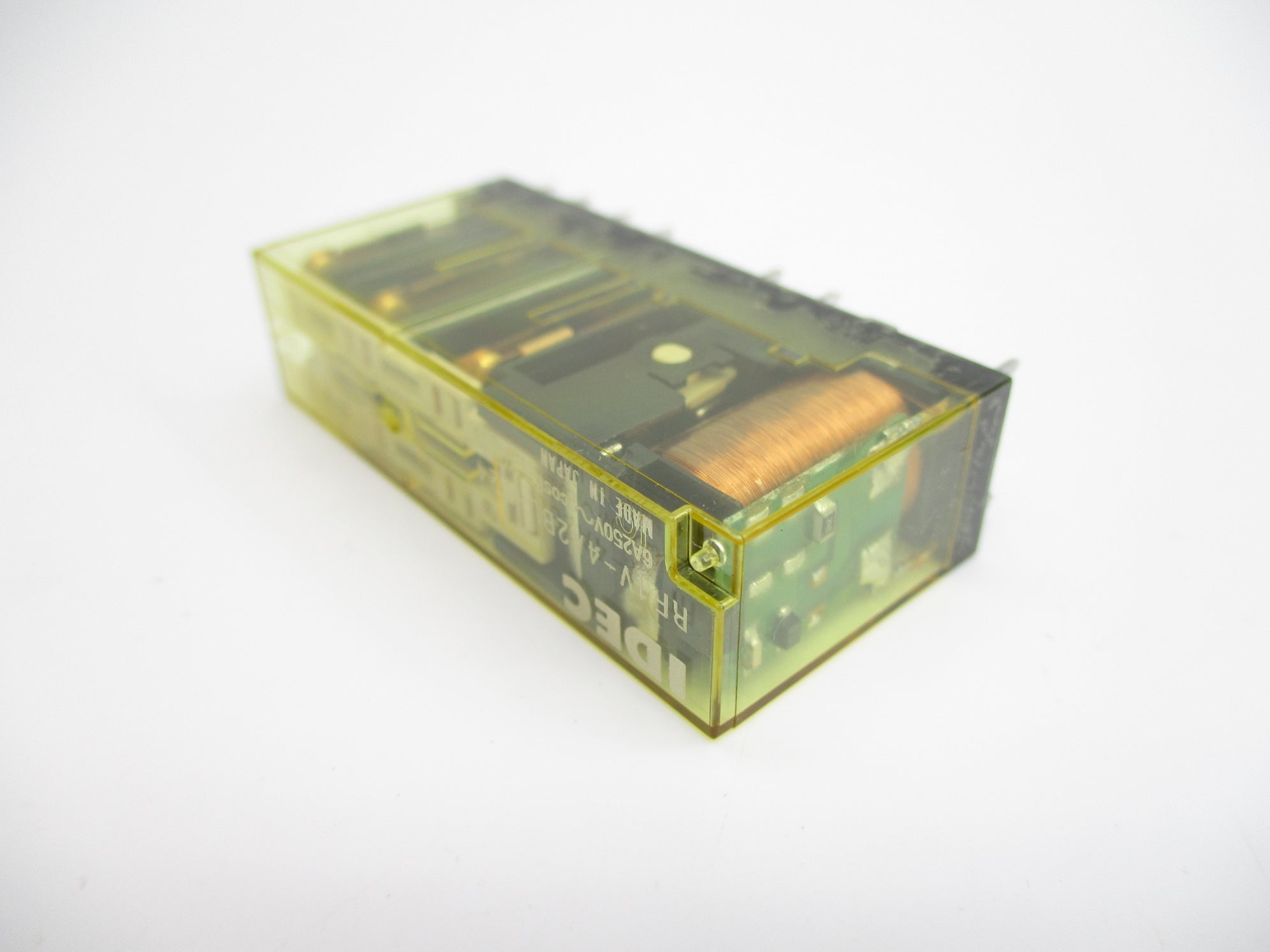 IDEC RF1V-4A2BL-D24 250V 6A NSNP