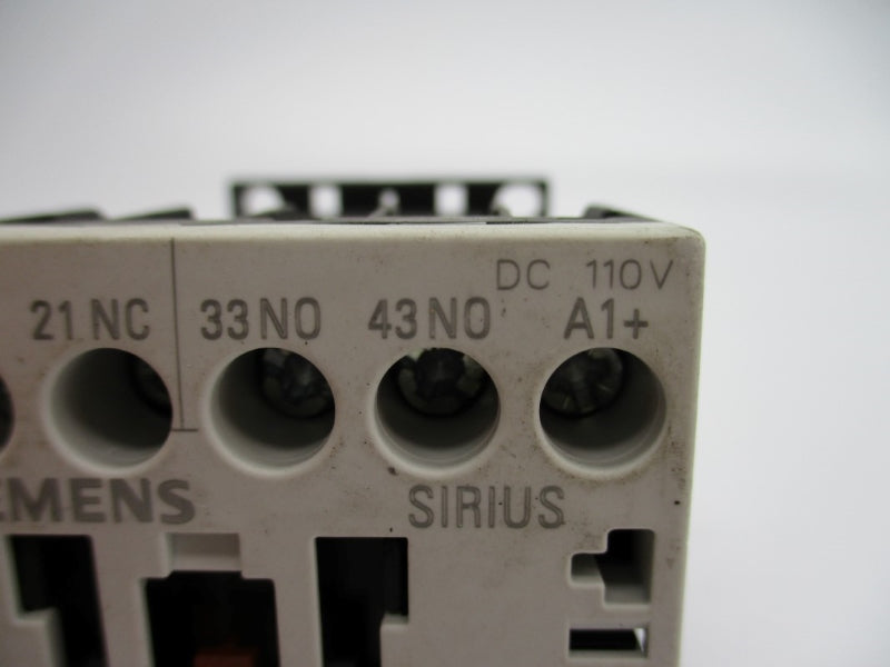 SIEMENS 3ZX1012-0RH11-1AA1 110VDC 10A NUPI