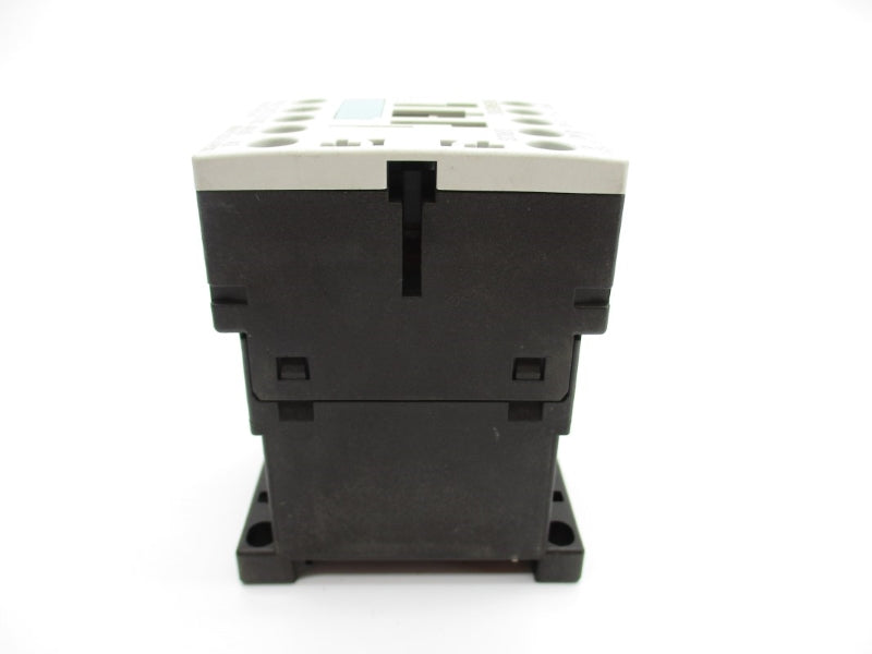 SIEMENS 3RH1122-1AP00 230V 10A NUPI