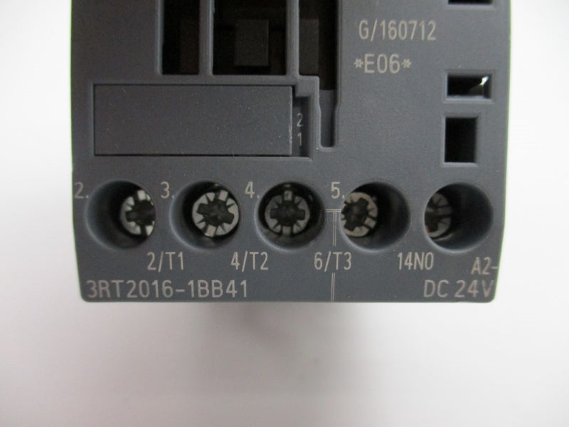 SIEMENS 3RT2016-1BB41 24VDC 20A (AS PICTURED) NUPI