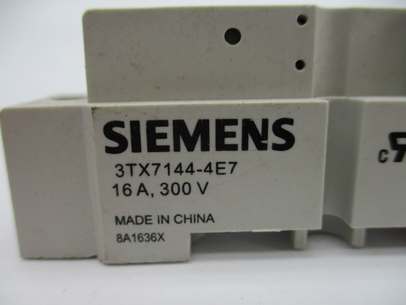 SIEMENS 3TX7144-4E7 300V 16A NUPI