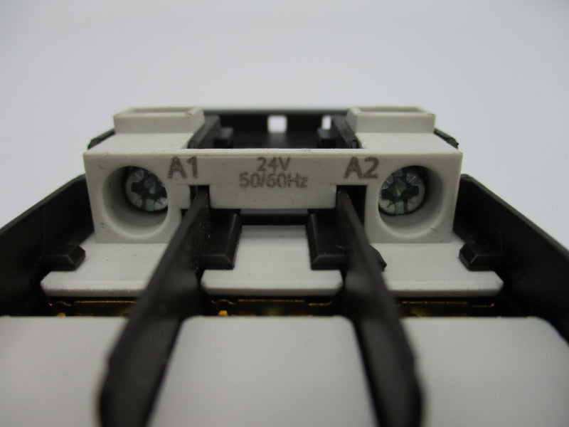 SIEMENS 3RT1025-1AC20 24V 40A NUPI