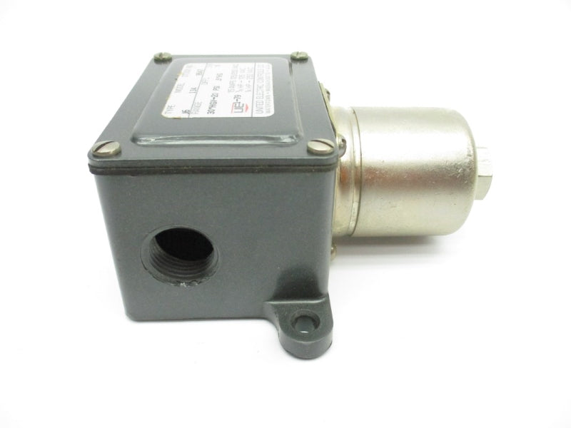 UNITED ELECTRIC J61349547 125/250VAC 15A 20PSI 1/2" NSMP