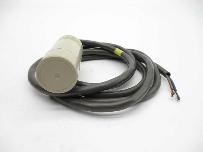 OMRON E2K-C25MY2-US 100-240VAC NSMP