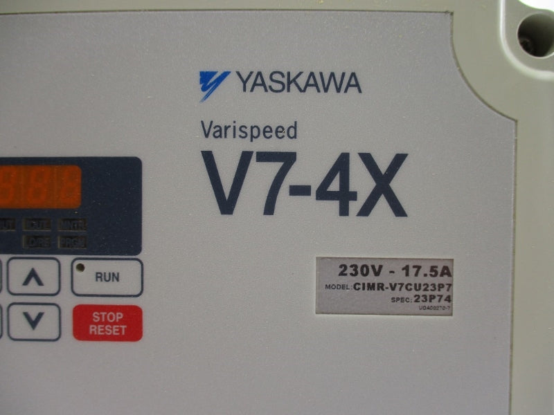 YASKAWA CIMR-V7CU23P7 23P74 230V 17.5A NSMP