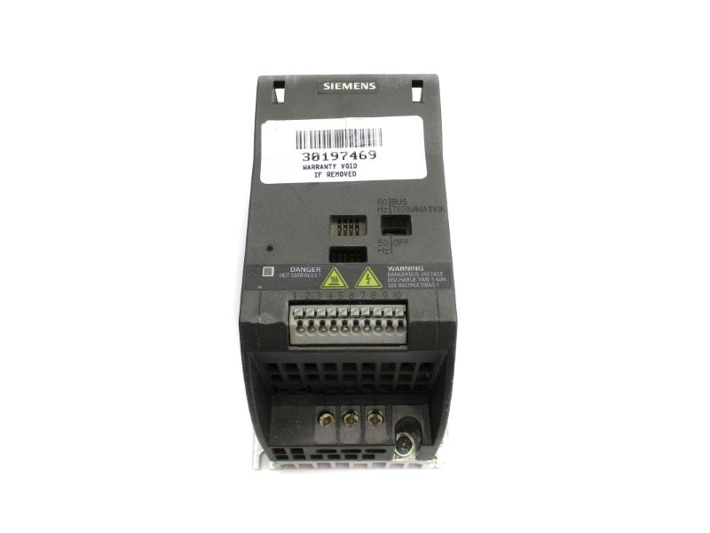 SIEMENS 6SL3211-0AB12-5BA1 200-240V 4.5A UNMP