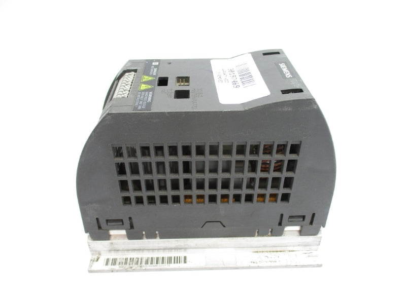 SIEMENS 6SL3211-0AB12-5BA1 200-240V 4.5A UNMP
