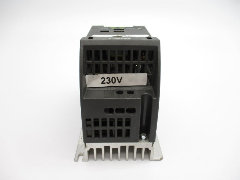 SIEMENS 6SL3211-0AB12-5BA1 200-240V 4.5A UNMP