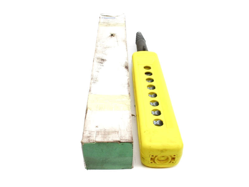 TELEMECANIQUE XAC-A08H7 120V NSMP