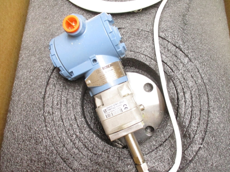 ROSEMOUNT EMERSON 3051CD2A22A1AS2E5L5CN 10.5-55VDC 275PSI NSMP