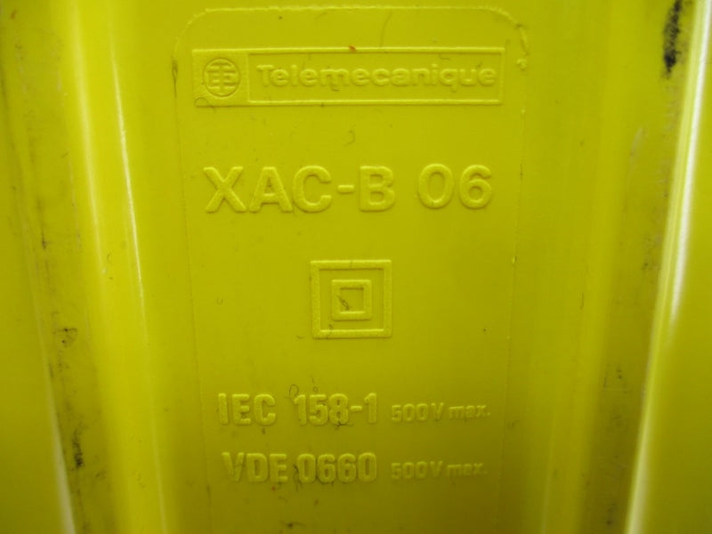 TELEMECANIQUE XAC-B06 500V UNMP