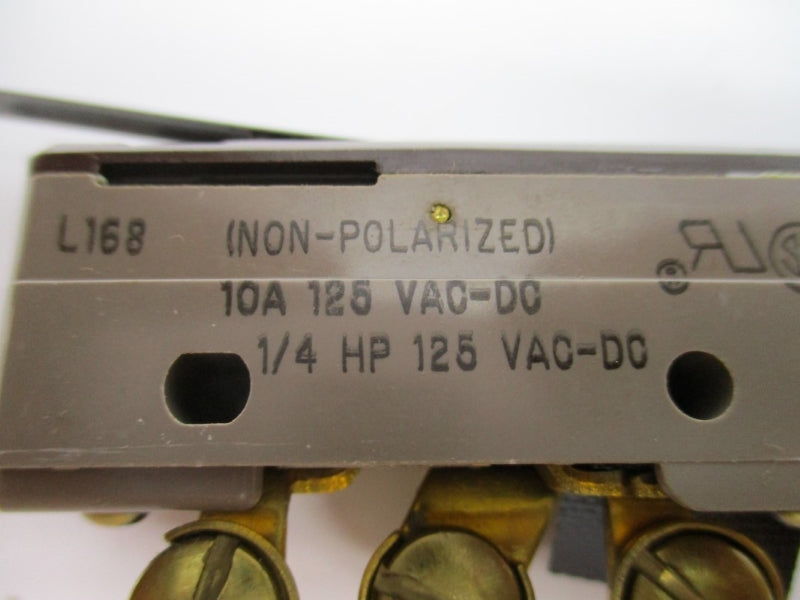 MICRO SWITCH MT-4RL3-P1 125VAC/DC 10A NSNP