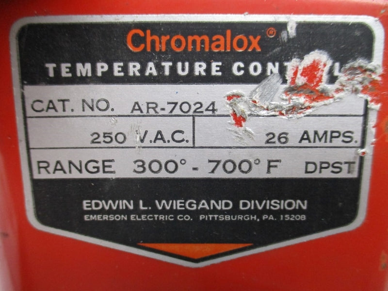 CHROMALOX AR-7024 250VAC 26A 300'-700'F UNMP