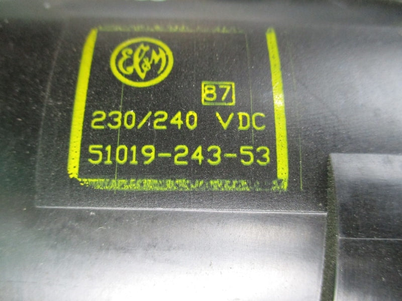 EC&M 7004MG0-1 SER. A 230/240VDC 300A NSNP
