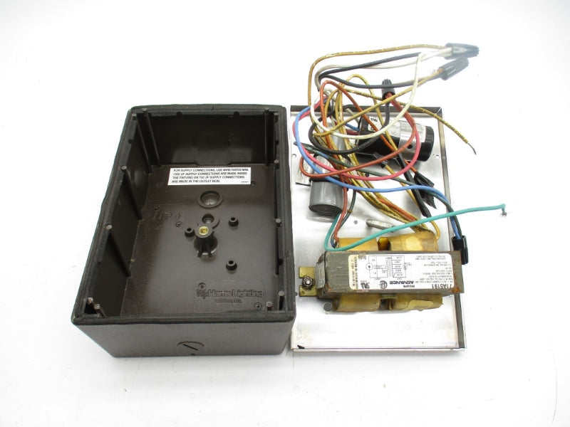 HARRIS LIGHTING 300-S-CP-BZ-HB-50-MH-HPF-240-CB 240V 0.29A (NO BULB) NSNP