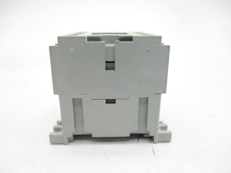 ALLEN BRADLEY 100-M05ND3 SER. A 110-120V NSNP