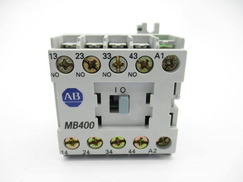 ALLEN BRADLEY 700DC-MB400D24S SER. A 24VDC 10A (WH) NSMP