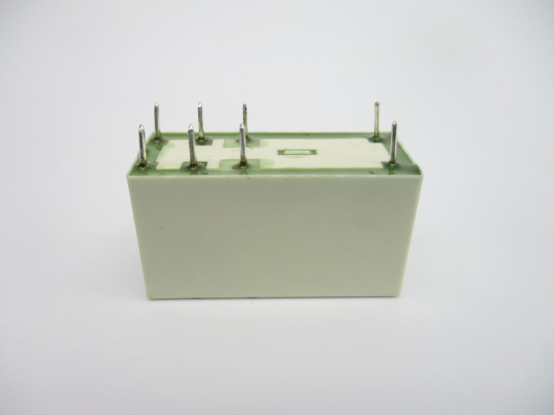 TELEMECANIQUE RSB2A080BD 250VAC 6A NSNP